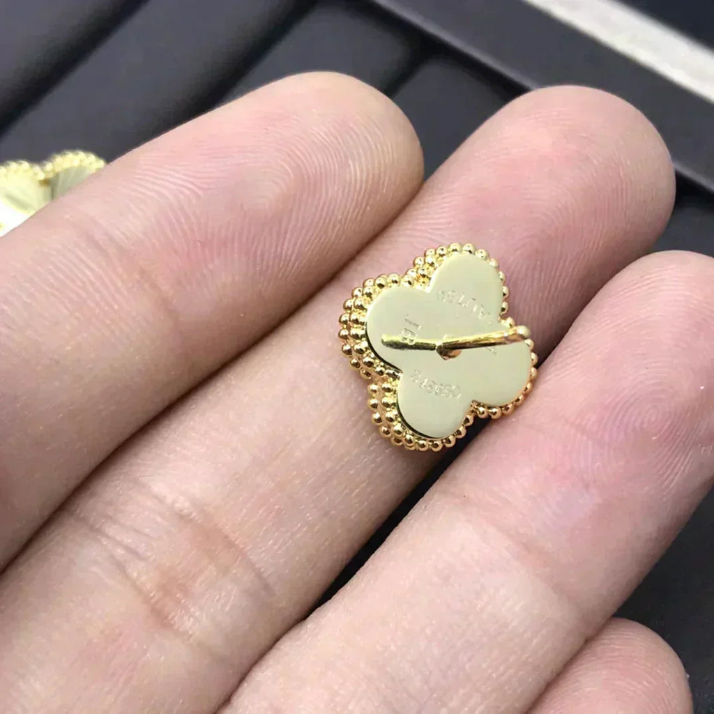 VCA CLOVER MINI 9.5MM LASER EARRINGS