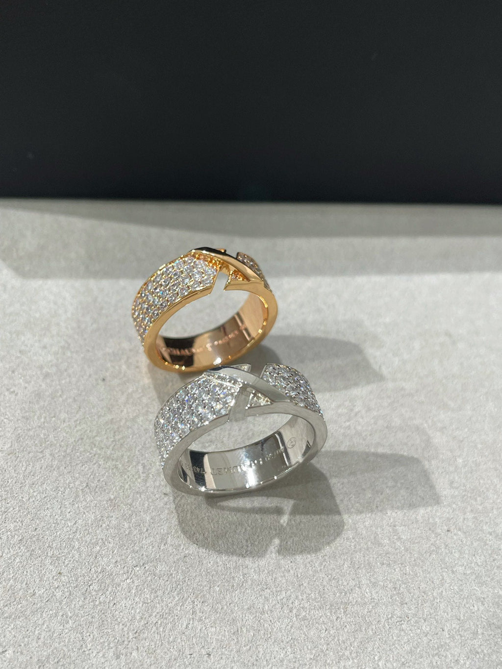 CHAUMET LIENS EVIDENCE DIAMOND PAVED RING