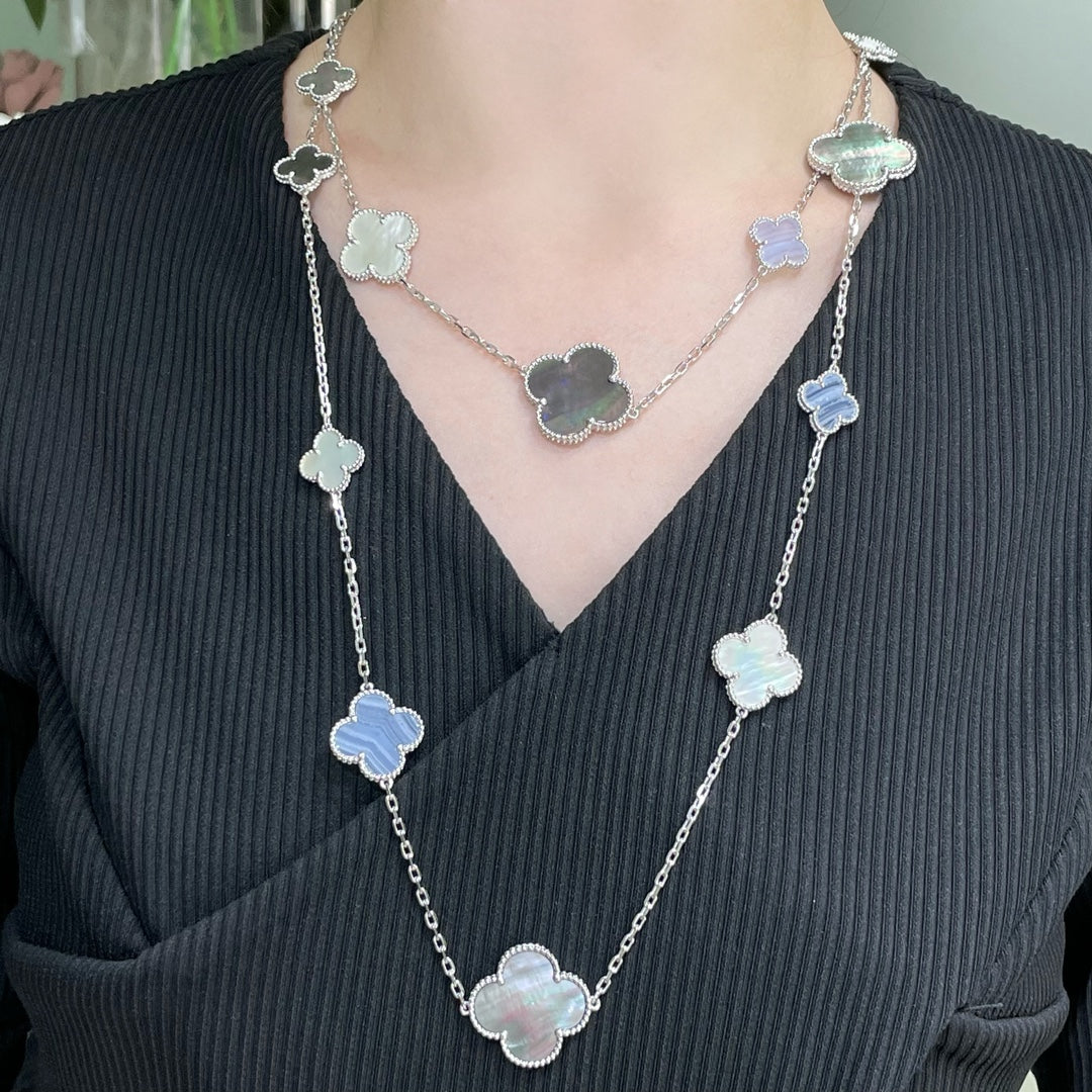 VCA CLOVER 16 MOTIF CHALCEDONY MOP SILVER NECKLACE