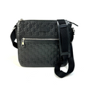 GUCCI SIGNATURE MESSENGER BAG MEN - BLACK