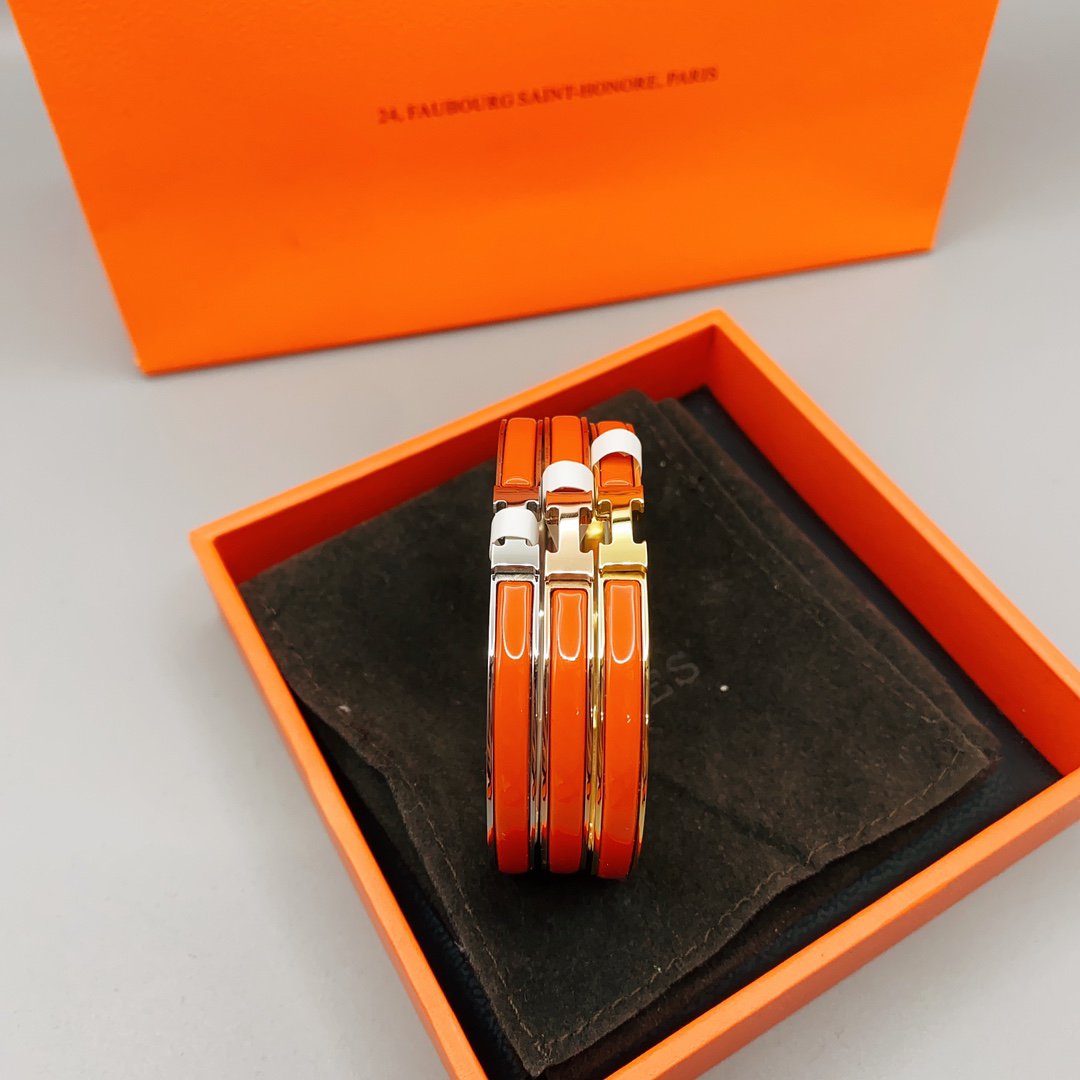HERMES CLASSIC HM CLIC RED 8MM ENAMEL BRACELET